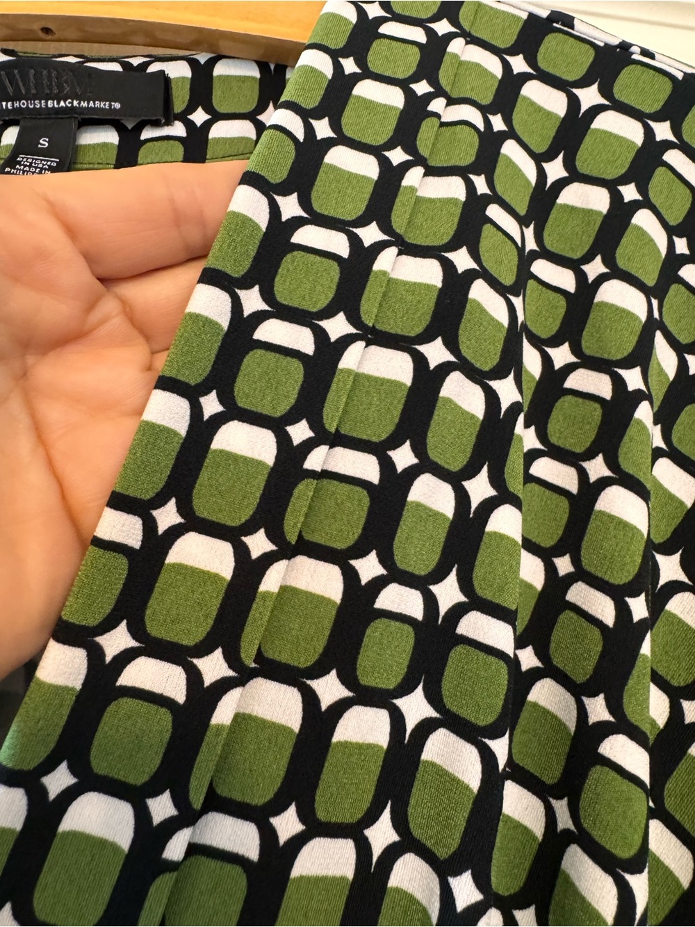 White House Black Market matt jersey Green Geometric V-Neck Dress - Picture 7 of 12